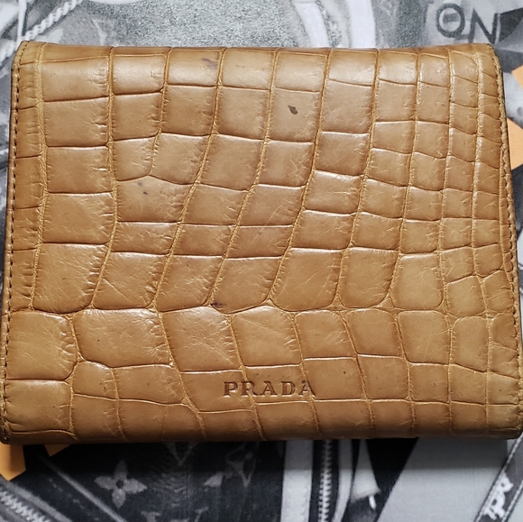 PRADA Genuine Crocodile Wallet - Picture 3 of 16